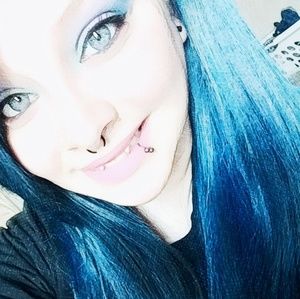 Meet your Posher, Gwendolyn